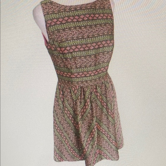Adrianna Papell Pink and Green Geometric Striped Beaded Dress Size 4 - Picture 1 of 3